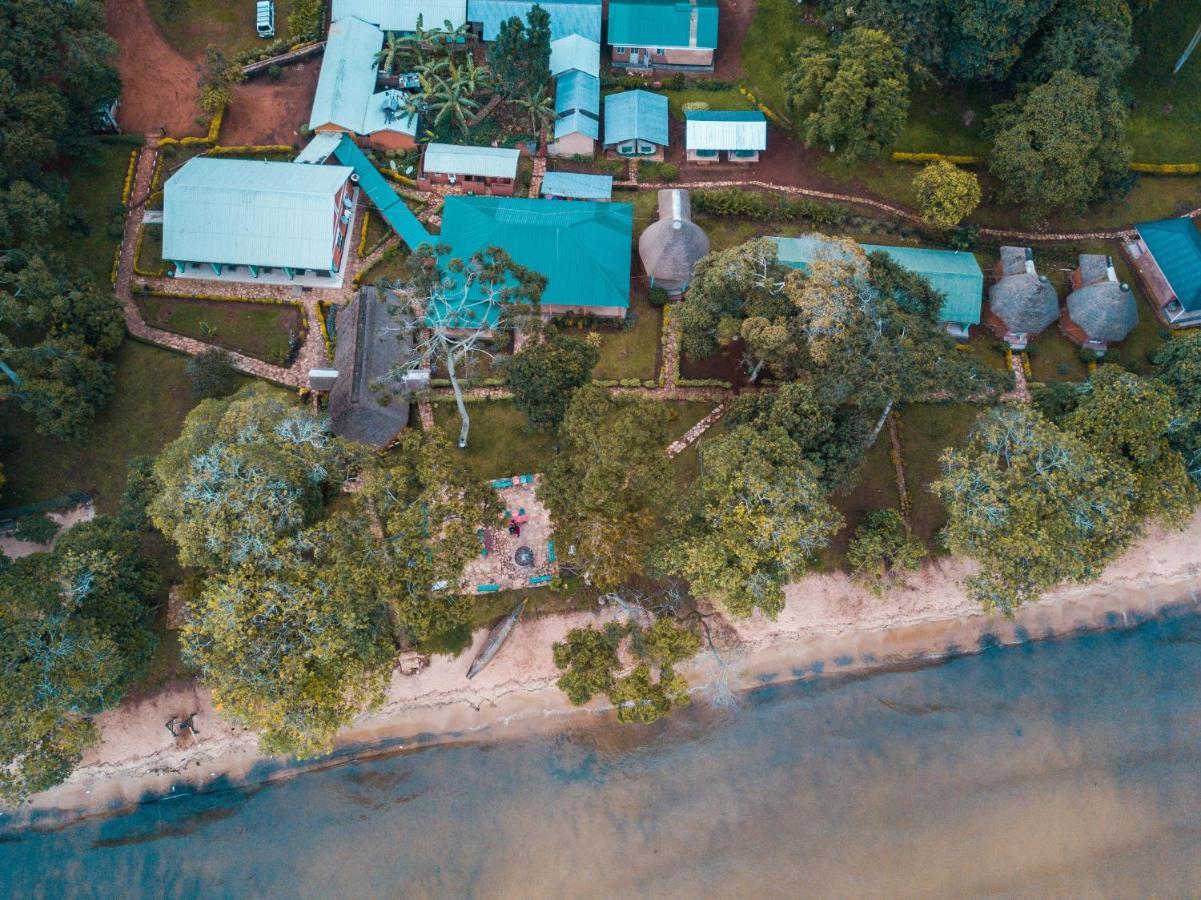 Mirembe Resort Beach Hotel Ssese Kalangala Экстерьер фото